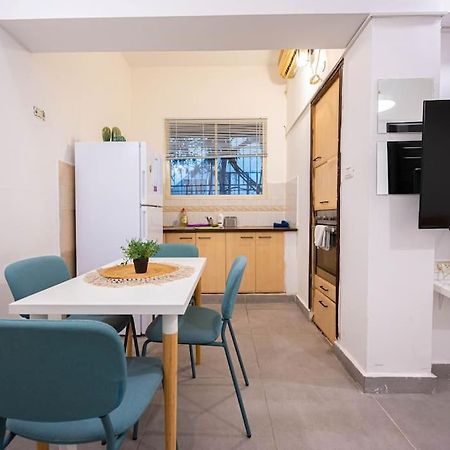 Studio Apartment In Ben Yehuda Cozy And Convinent テル・アビブ エクステリア 写真