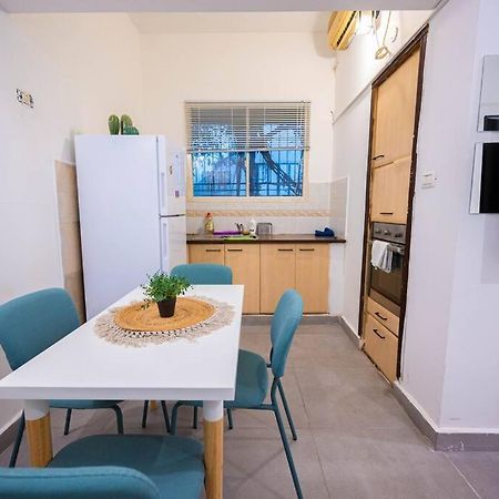 Studio Apartment In Ben Yehuda Cozy And Convinent テル・アビブ エクステリア 写真