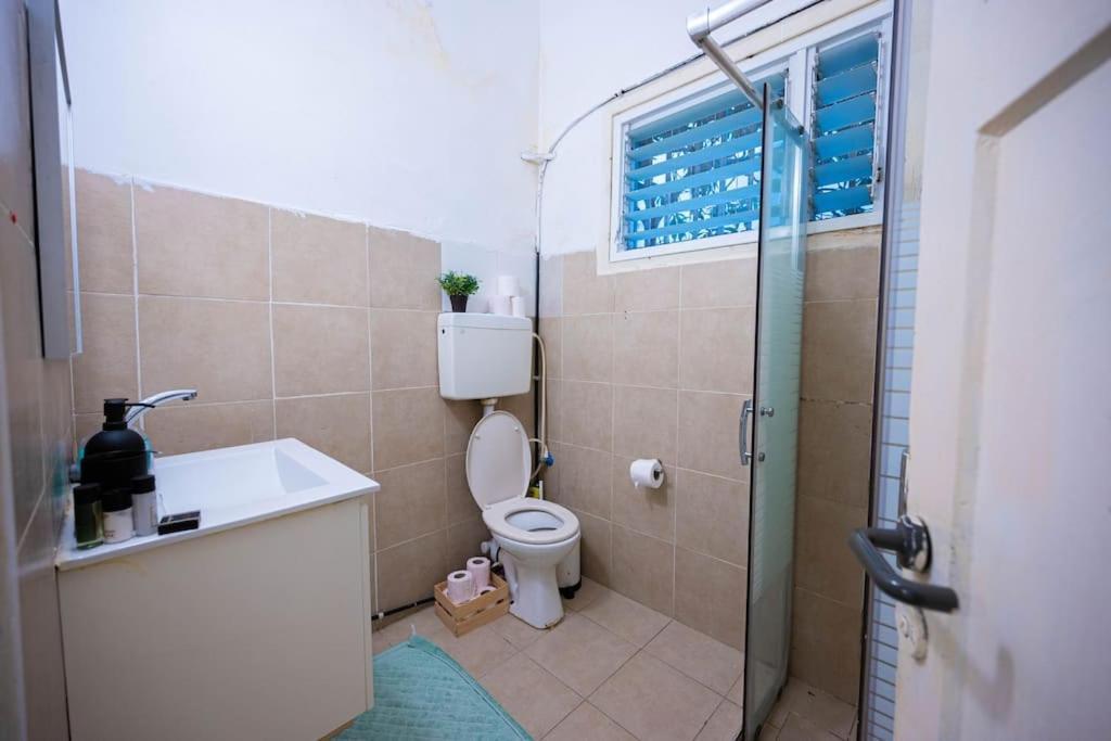 Studio Apartment In Ben Yehuda Cozy And Convinent テル・アビブ エクステリア 写真